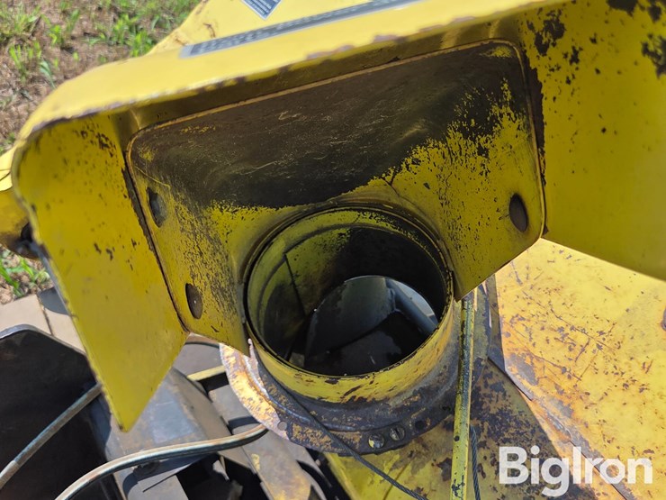 john-deere-g049j-snowblower-attachment-image-10