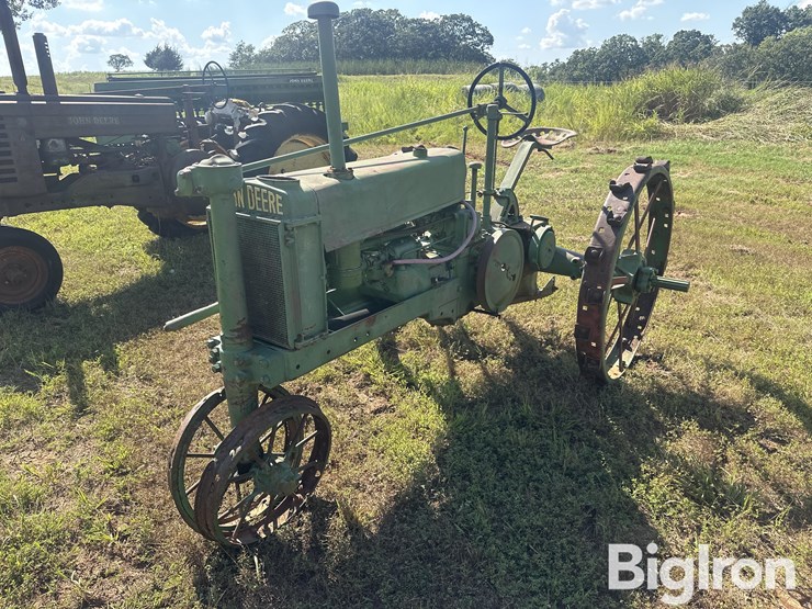 john-deere-b-image-1