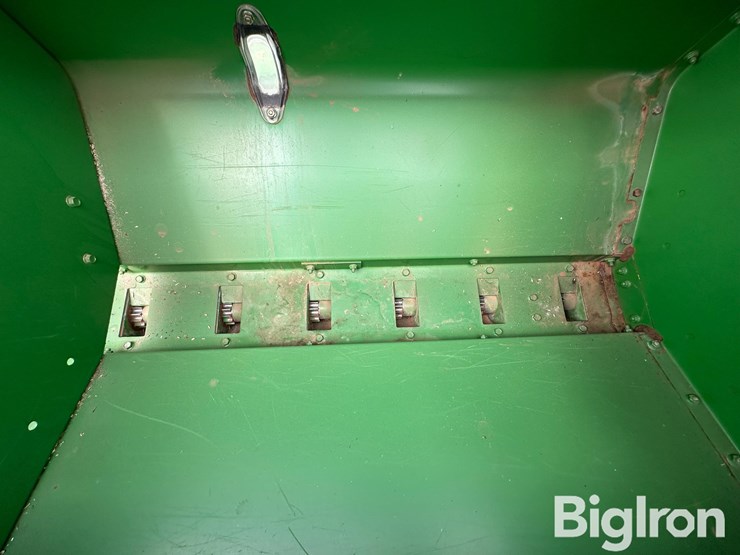 john-deere-450-image-15
