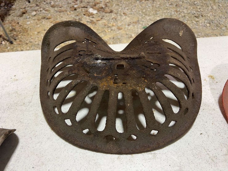 (3)-cast-iron-seats-image-11