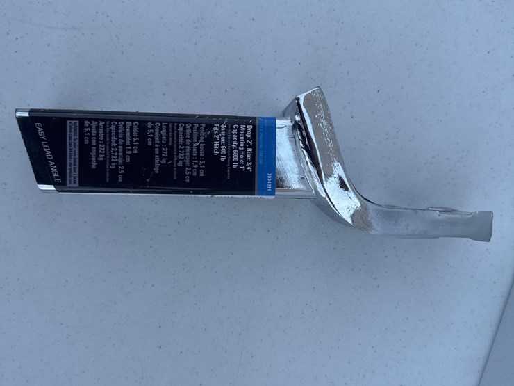 #1022-•-trailer-hitch-and-coupler-image-2