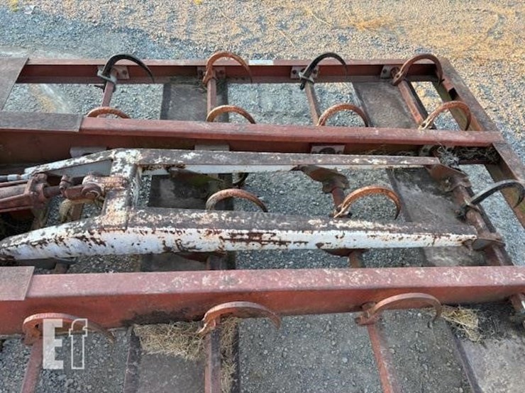 hoelscher-100-square-bale-grapple-image-8
