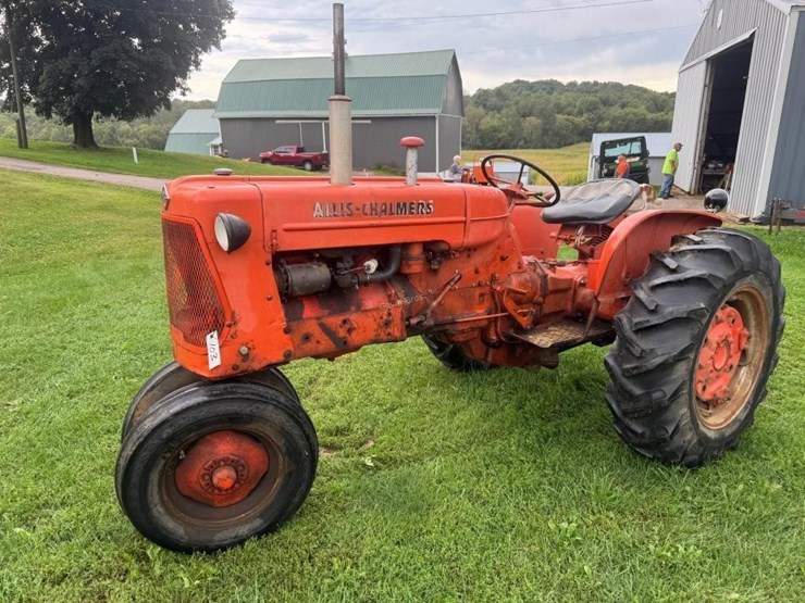 allis-chalmers-d14-tractor-image-10