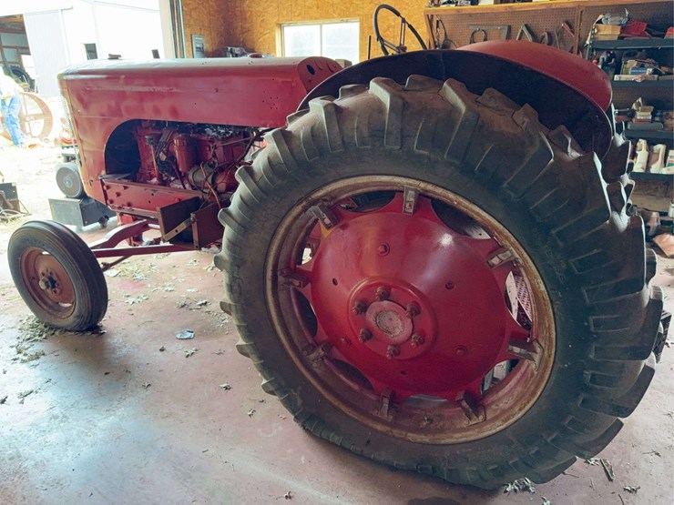 co-op-tractor-image-4