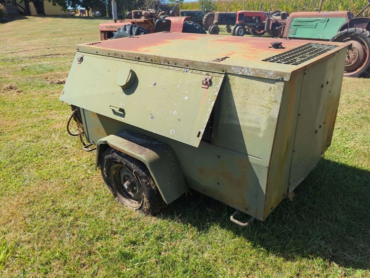heavy-duty-pull-behind-pump-image-11