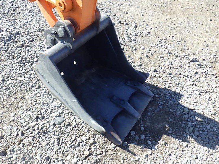 kubota-kx026-image-7