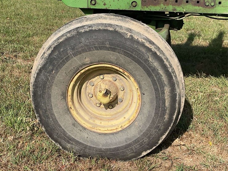 john-deere-4620-image-17