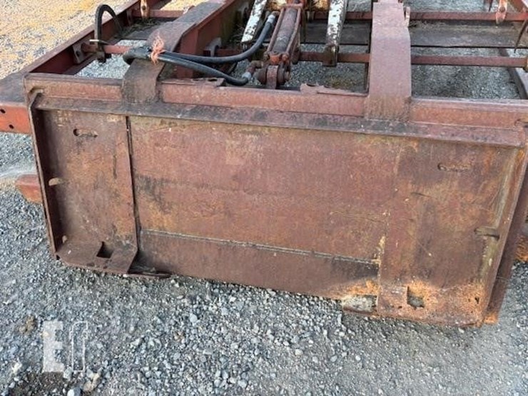 hoelscher-100-square-bale-grapple-image-4