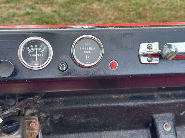 pug-badlands-4x4-articulating-utv-with-hydraulic-dump-bed-image-9