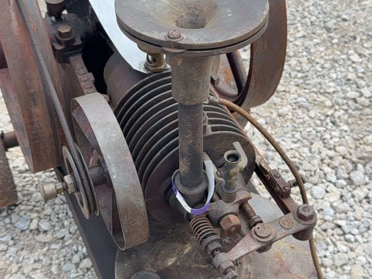 international-tom-thumb-engine-image-34