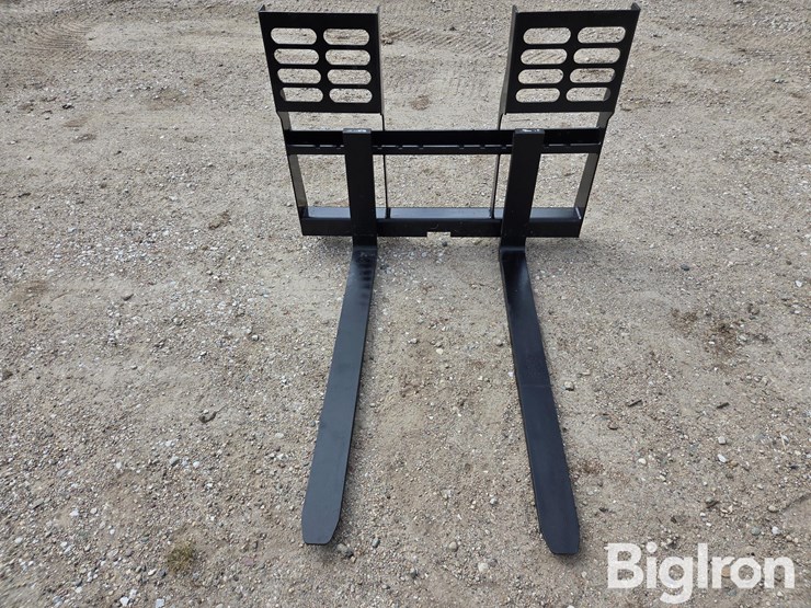 2025-msi-pallet-fork-attachment-image-2