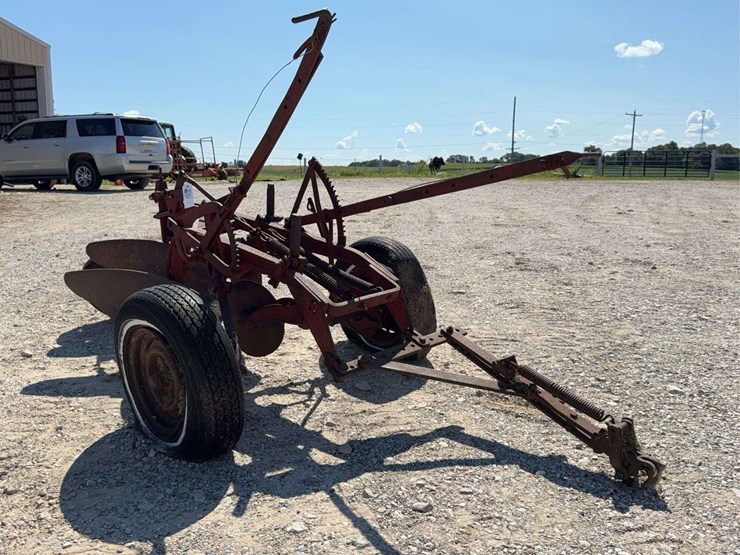2-bottom-plow-image-5