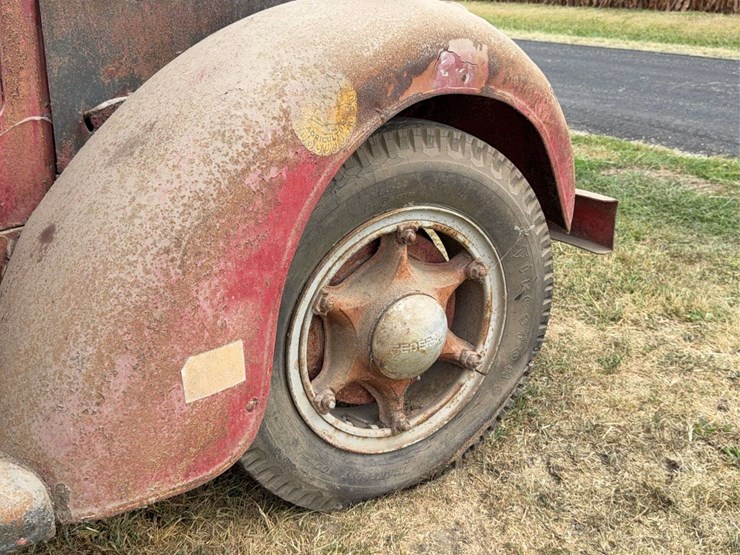 federal-grain-truck-image-29