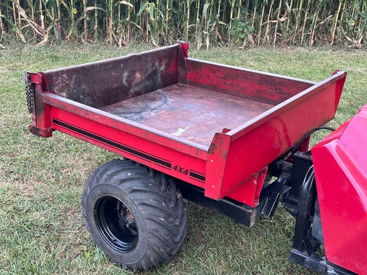pug-badlands-4x4-articulating-utv-with-hydraulic-dump-bed-image-25
