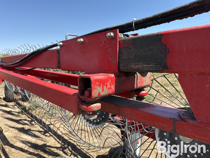 2016-massey-ferguson-3986-image-10