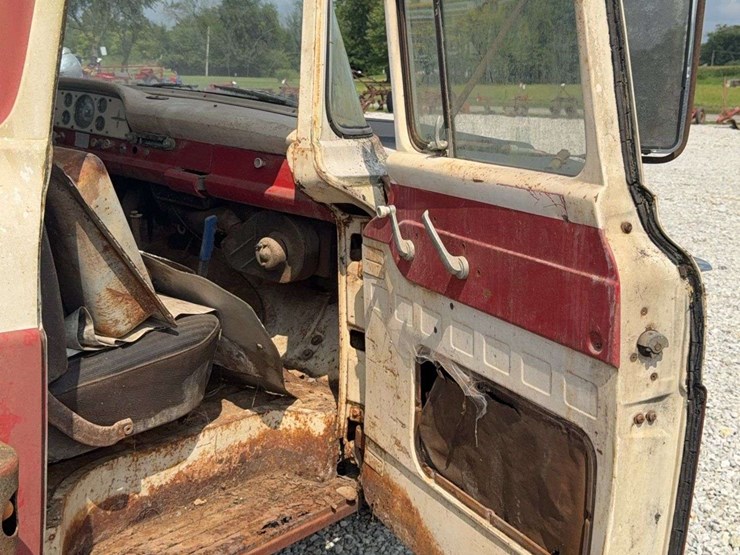 1960-ford-f350-image-44