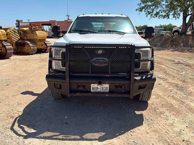 2019-ford-f550-image-2