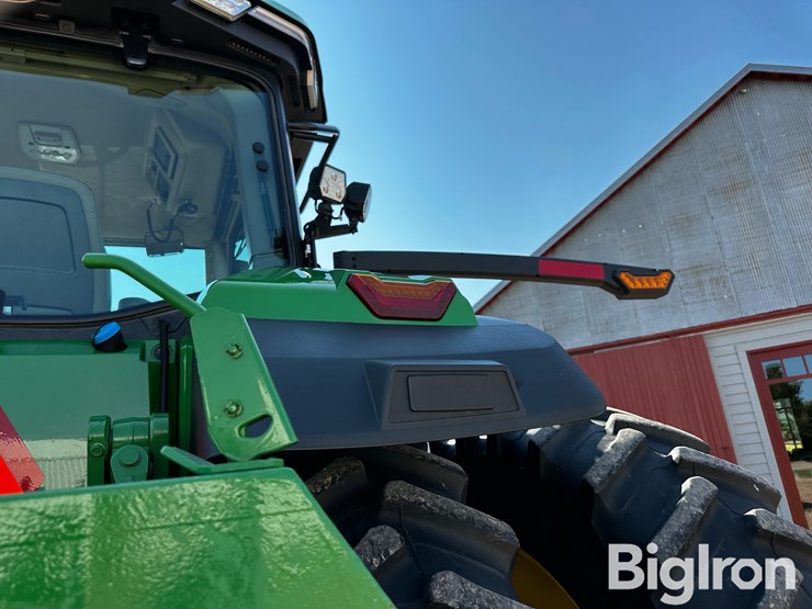 2023-john-deere-8r-370-image-13