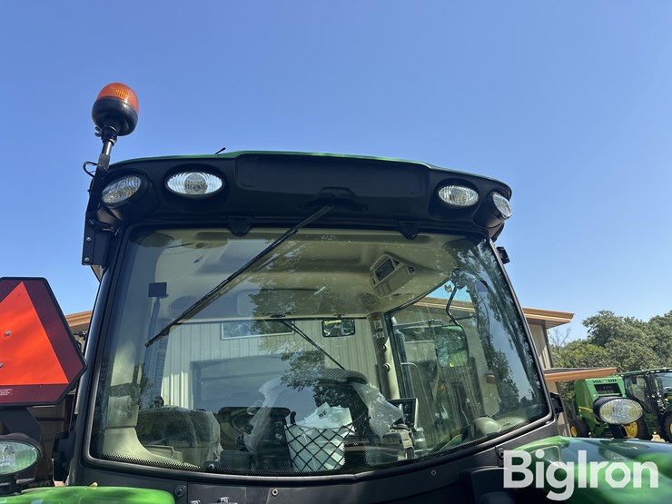 2019-john-deere-6130r-image-13