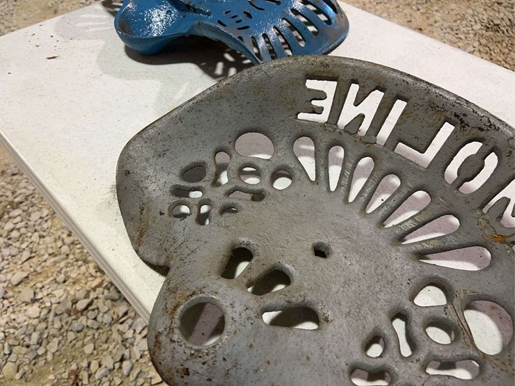 (3)-cast-iron-seats-image-8