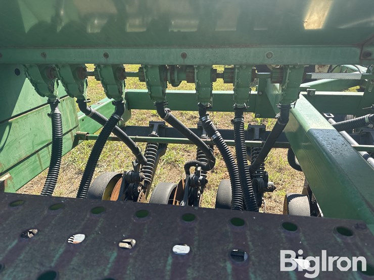 john-deere-750-image-18