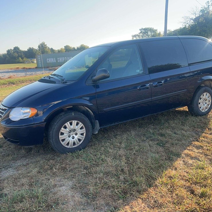 2006 CHRYSLER TOWN & COUNTRY
