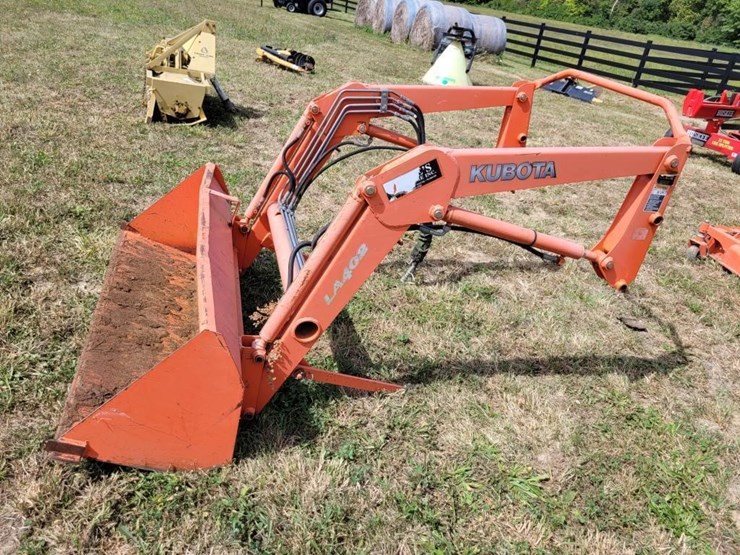 kubota-la402-image-1