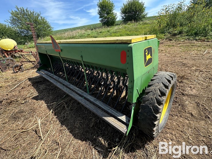 john-deere-8300-image-5