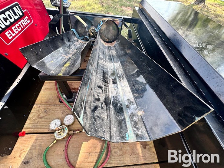2008-maxey-trailer/lincoln-250gxt-ranger-welder-&-utility-trailer-image-11