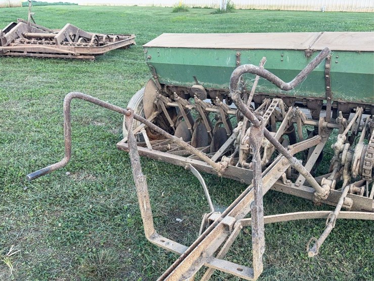 8ft-grain-drill-image-21