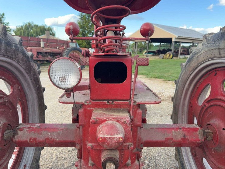 farmall-super-c-image-33