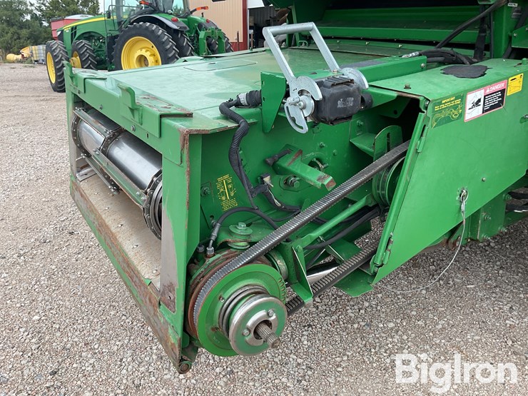 2001-john-deere-9750-sts-image-12