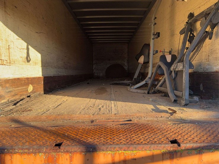 monon-van-trailer-image-6