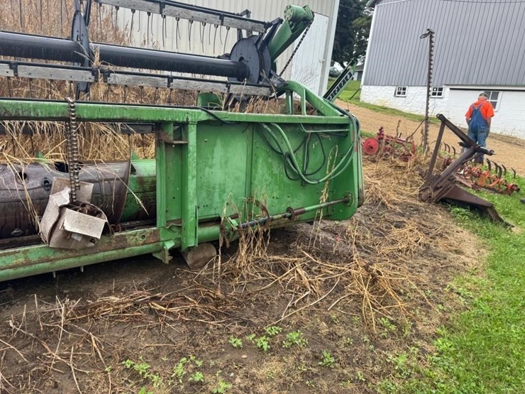john-deere-216-image-4