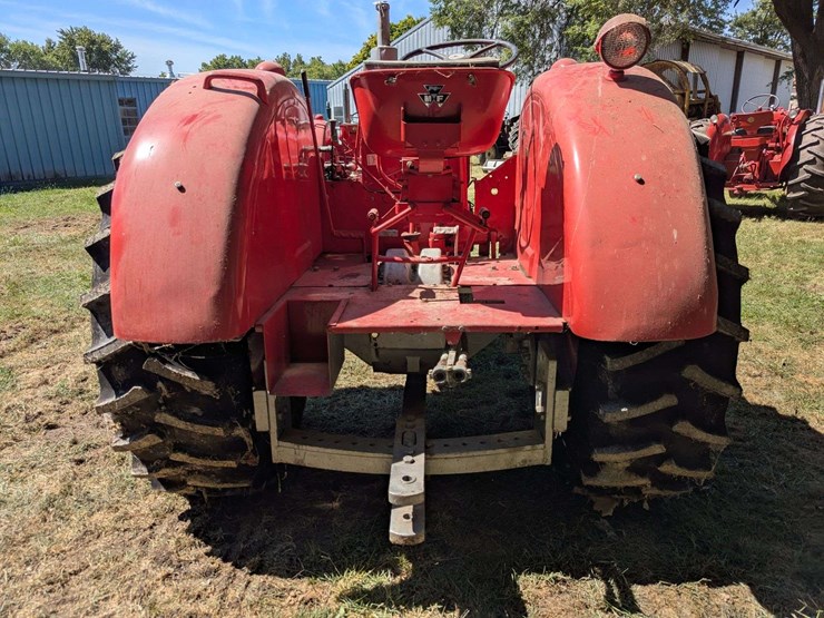 massey-ferguson-98-image-6