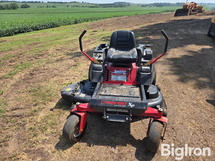 troy-bilt-mustang-xp-image-2