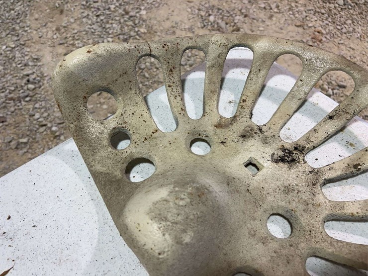 (3)-cast-iron-seats-image-3