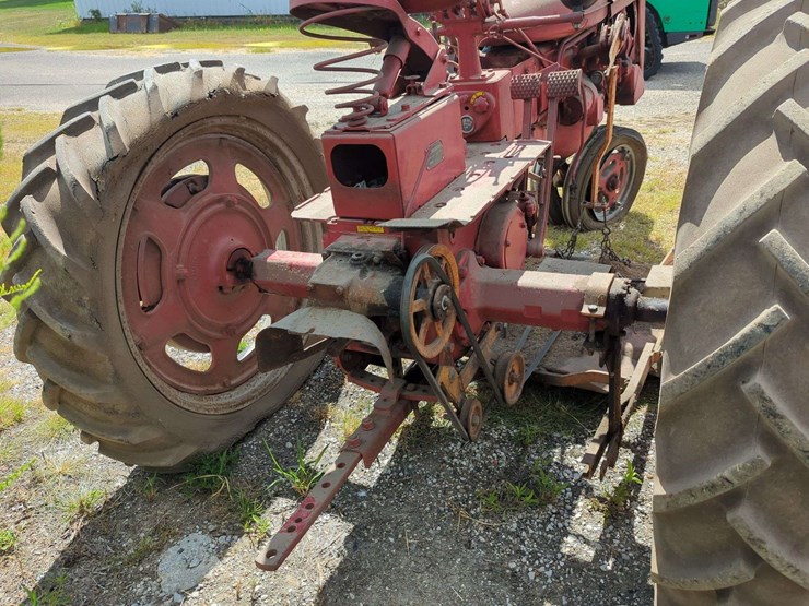 farmall-c-image-5