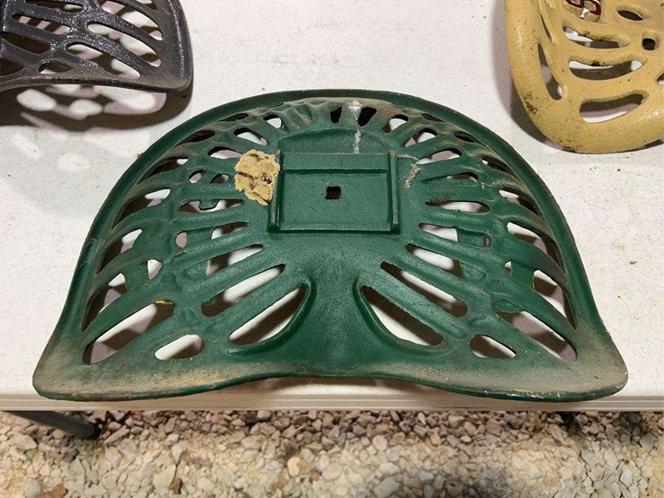 (3)-cast-iron-seats-image-8