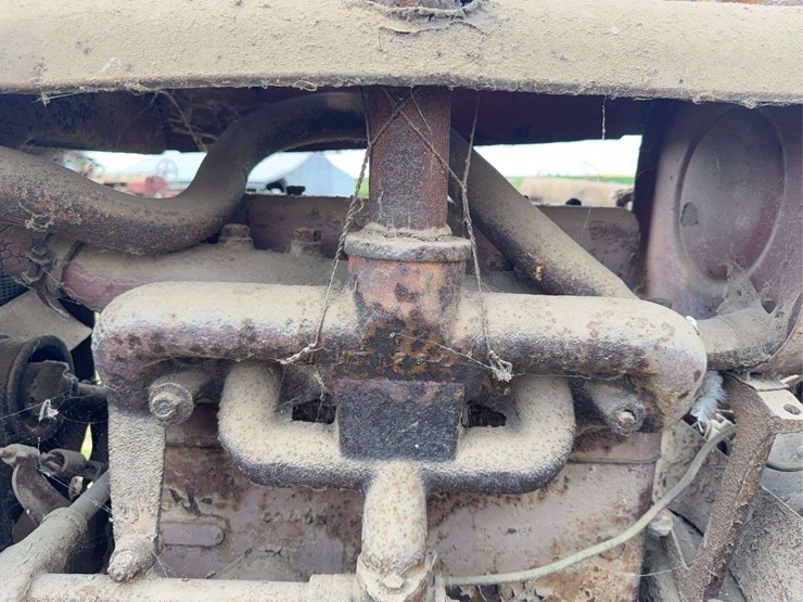farmall-f-20-image-53