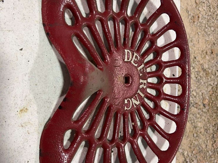 (3)-cast-iron-seats-image-2