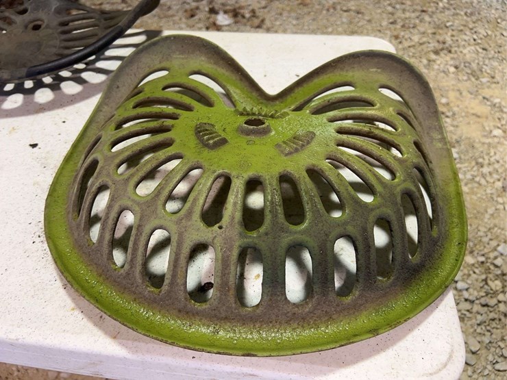 (2)-cast-iron-seats-image-7