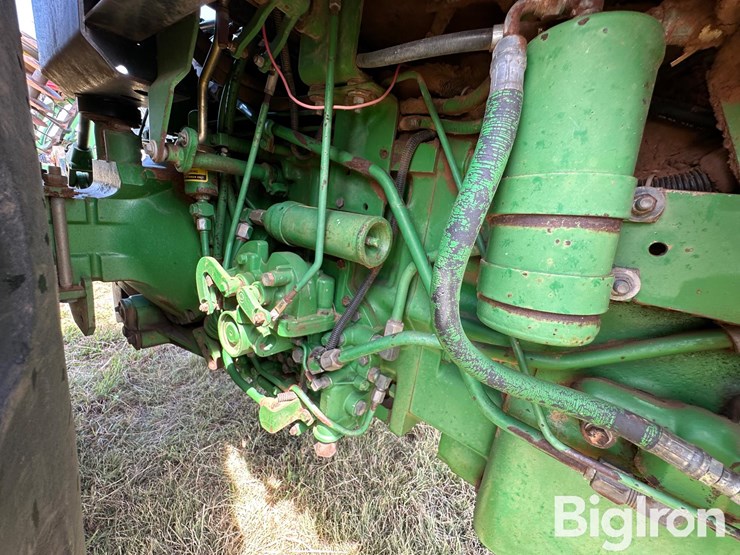 1984-john-deere-4650-image-17