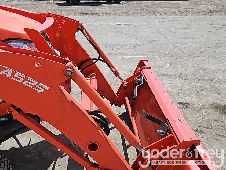 2019-kubota-l3901-image-11