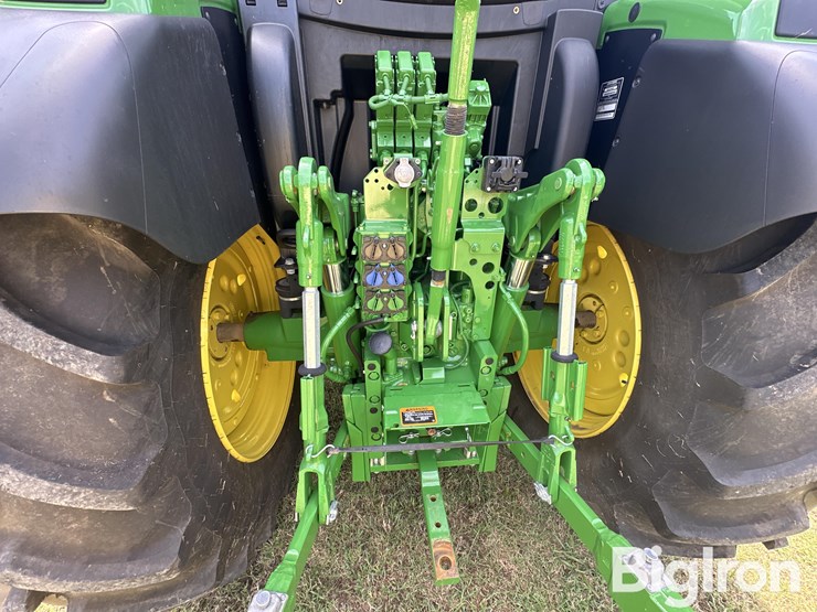 2022-john-deere-6r-110-image-9