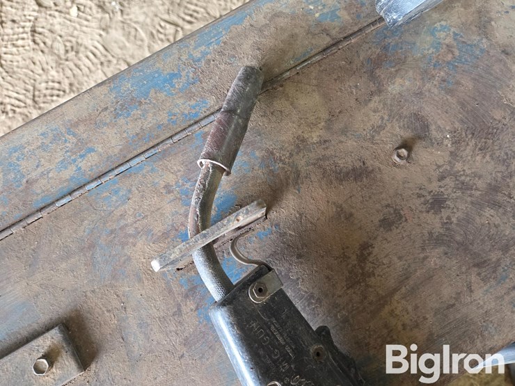 miller-200-welder-image-13