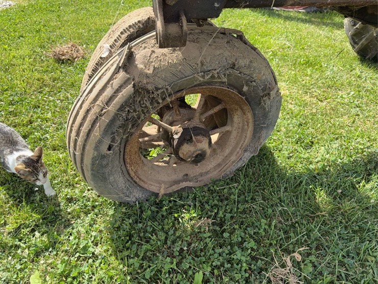 farmall-f-20-image-14