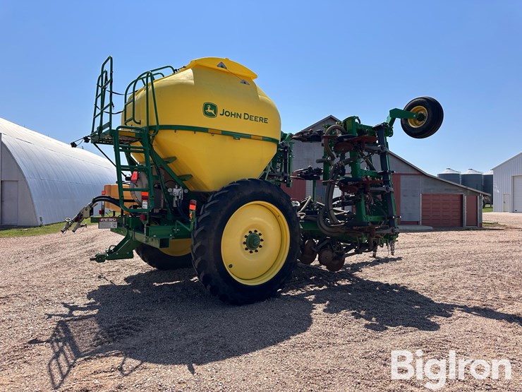 2016-john-deere-2510h-image-5