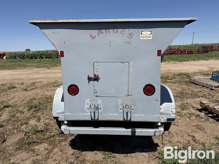 large's-wet-distillers-grain-feed-wagon-image-5