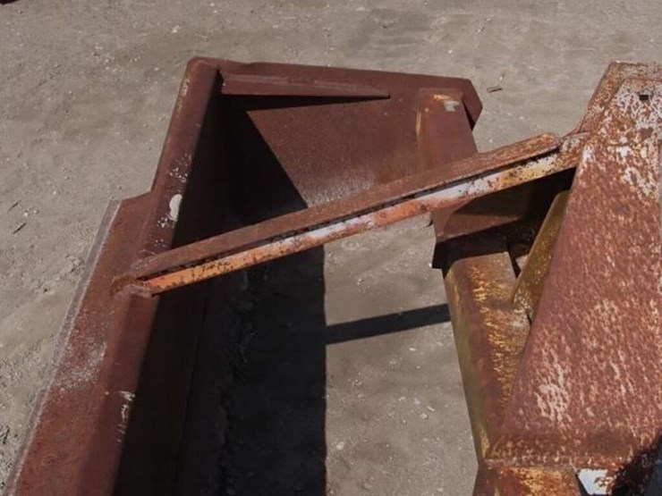 84-in.-3-pt-hitch-box-scraper-image-10